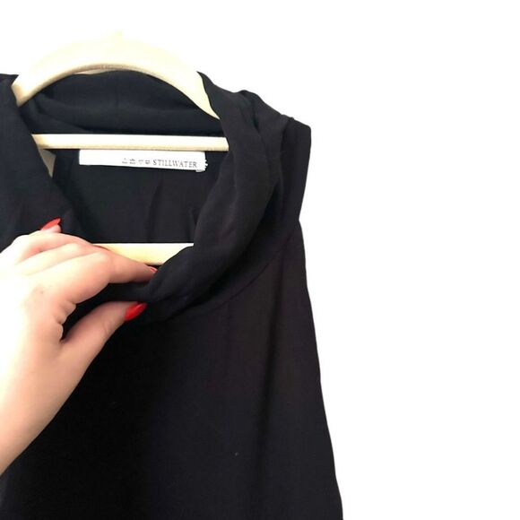 STILLWATER CLOTHING Cowlneck Sleeveless Top NWT Sz Medium - Picture 2 of 3